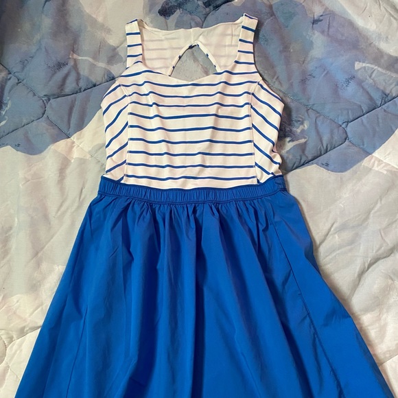 RARE Lululemon club dress deauville stripe pipe dream blue/white - Picture 13 of 15